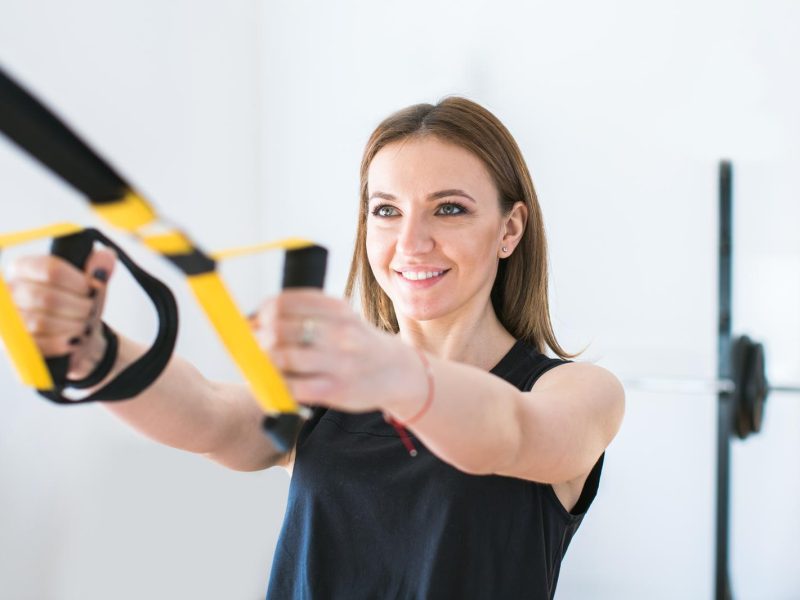10 Esercizi TRX per un Corpo Tonico e Forte: Scopri come Allenarti con il Training Suspension!