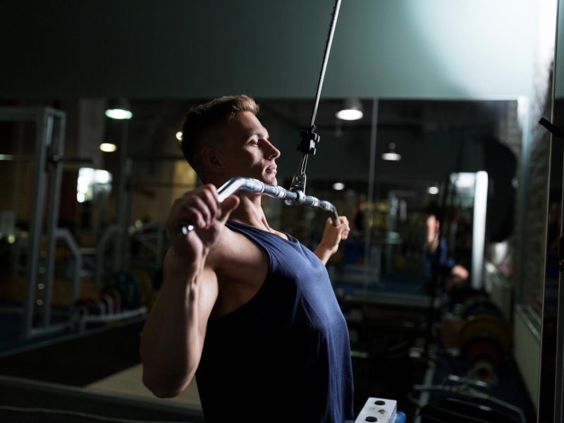 Lat Machine: Il segreto per un fisico scolpito e potente