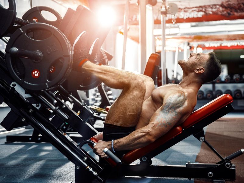 Scopri i segreti della leg press a 45 gradi per un allenamento efficace e sicuro