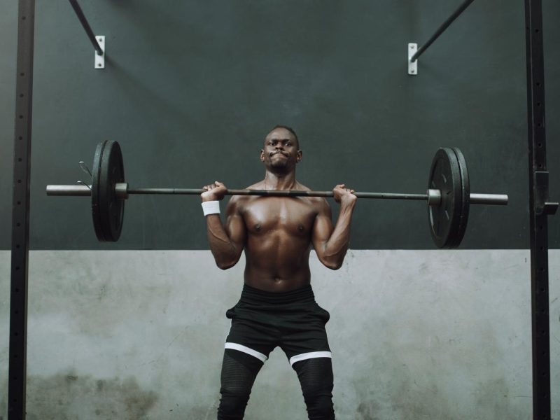 Come ottenere risultati incredibili con il lento avanti bilanciere: la chiave per un allenamento efficace