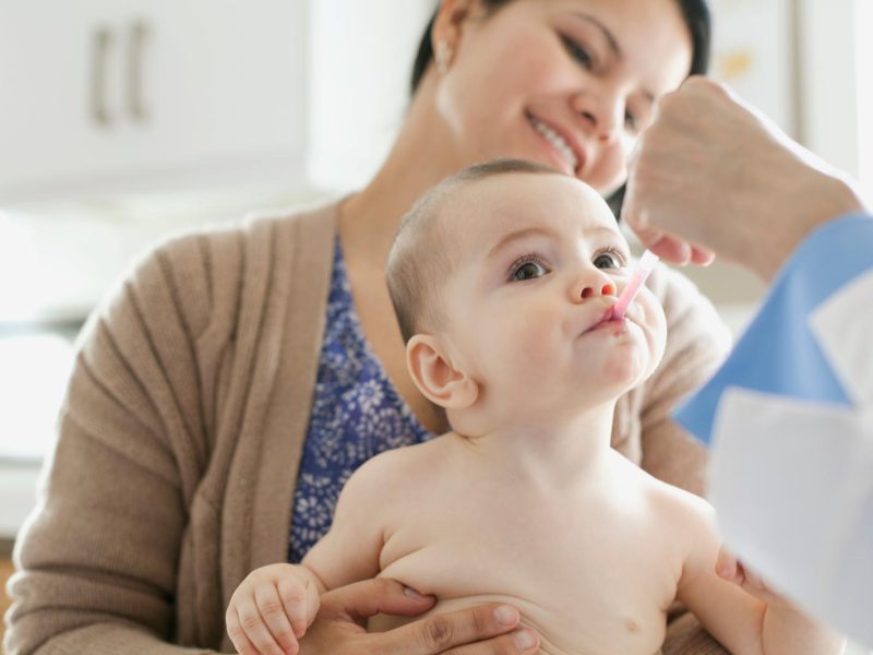 10 consigli per vestire il neonato di notte con 20 gradi: comfort e sicurezza garantiti!