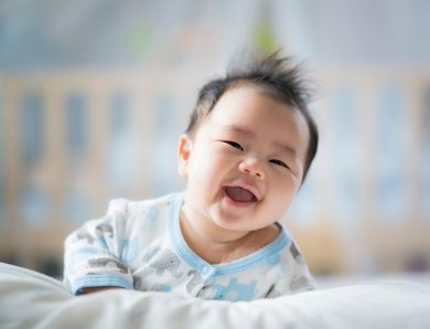 Quanto deve mangiare un neonato: la guida definitiva per genitori preoccupati